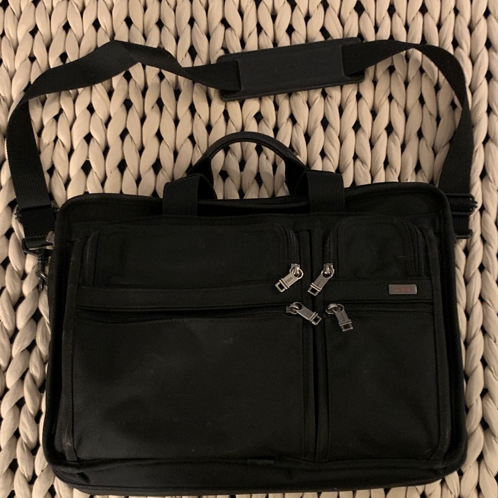 Tumi Black Men's Briefcase (Ballistic Nylon)